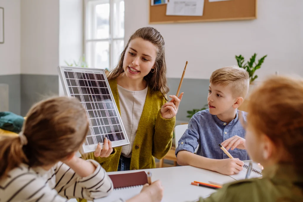 Panneaux solaire enseignement Comment les panneaux solaires transforment l'énergie