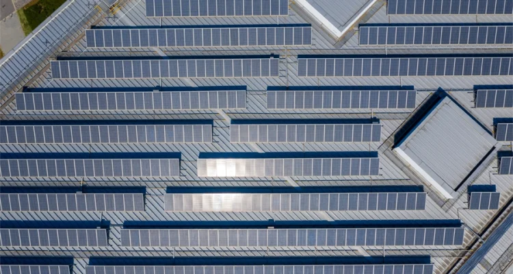 Comment choisir les bons panneaux photovoltaïques ?​ pro panneau photovoltaïque solaire installation Bionergie